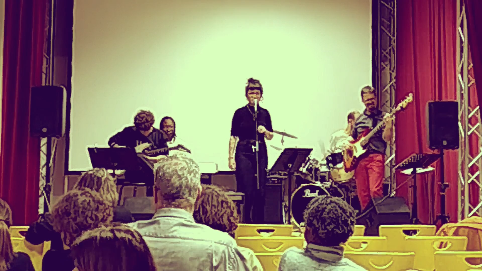 Extrait vidéos de la chanson Colors